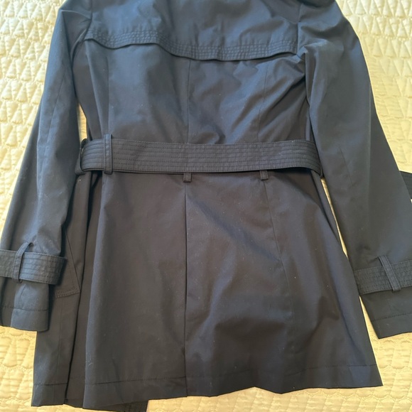 Banana Republic Navy Trench Coat - Picture 2 of 3